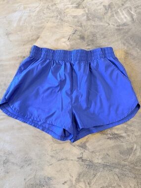 Women’s Royal Blue ASICS (LARGE) running shorts with pockets